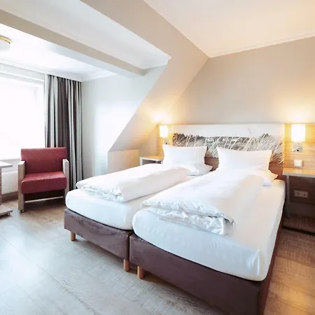 מלון Boutiquehotel Myn Utspann הוסום